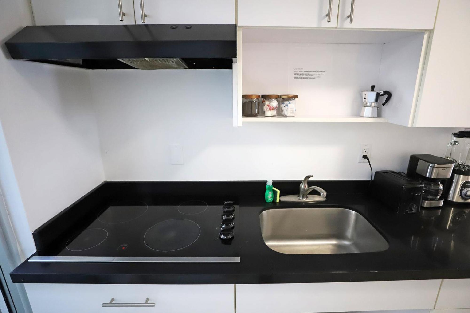 South Beach 2 Bedroom Family Pet Friendly Apartment With Free Parking On Premise Miami Beach Exterior photo