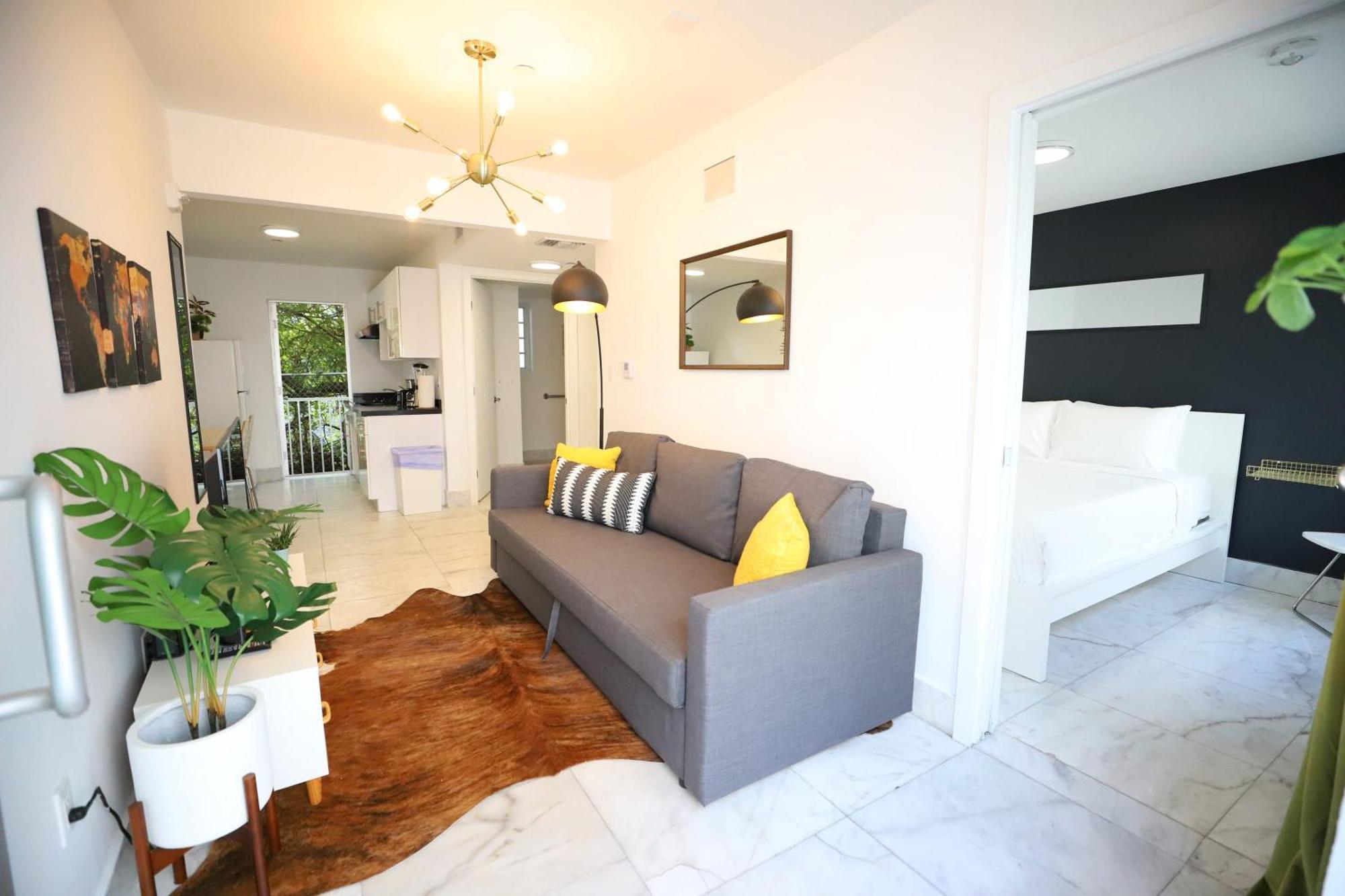 South Beach 2 Bedroom Family Pet Friendly Apartment With Free Parking On Premise Miami Beach Exterior photo
