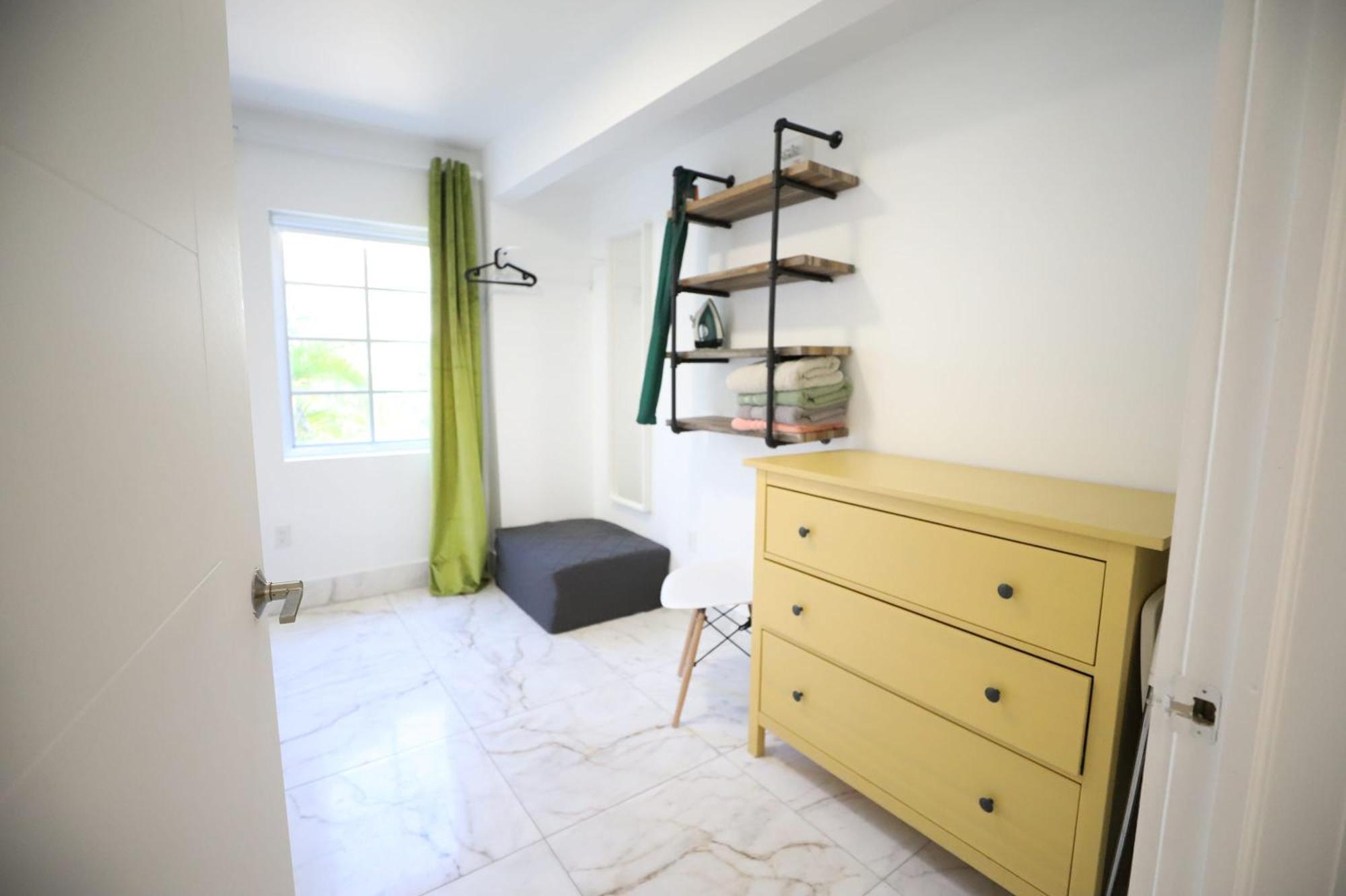 South Beach 2 Bedroom Family Pet Friendly Apartment With Free Parking On Premise Miami Beach Exterior photo